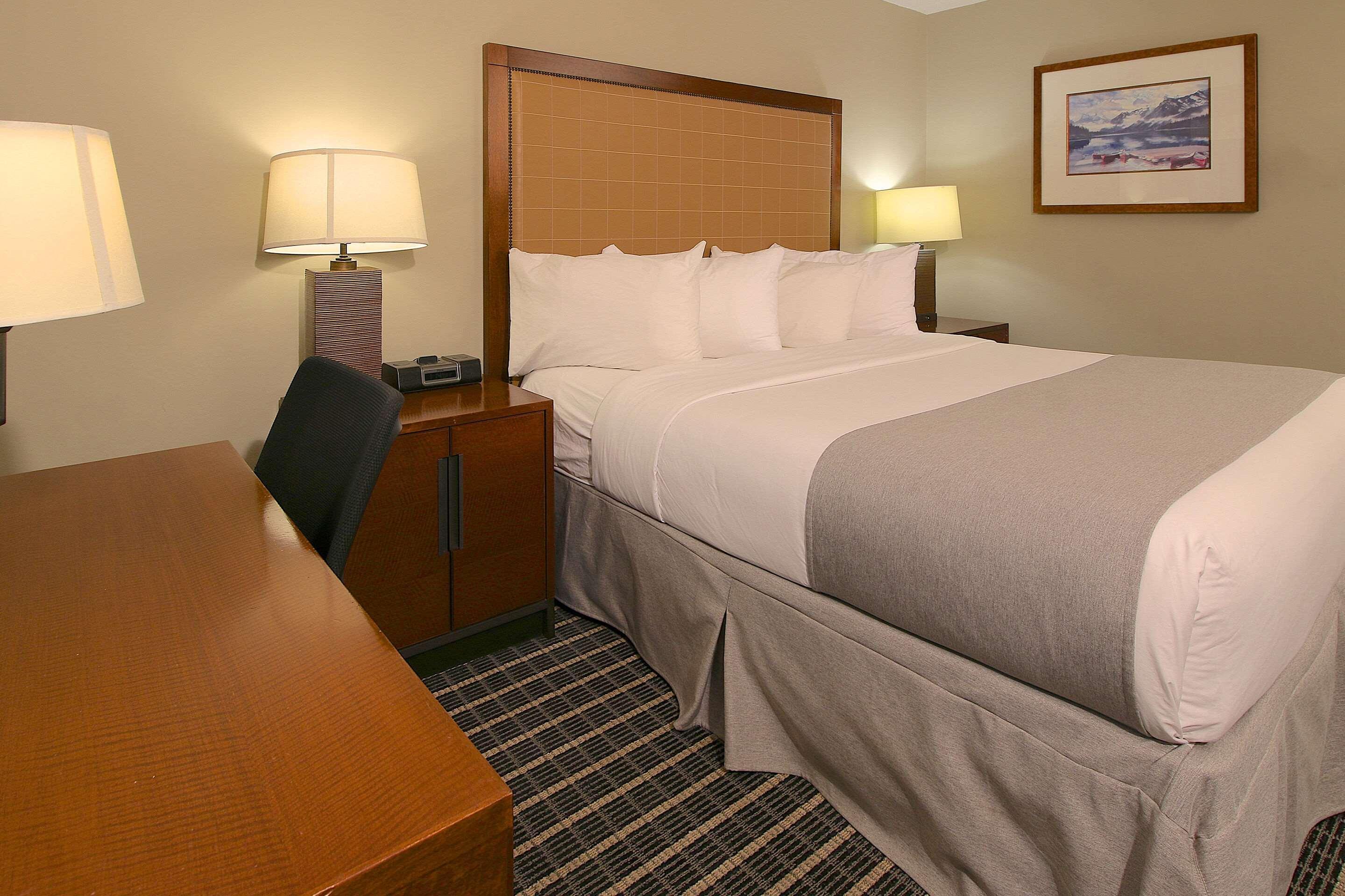 Clarion Pointe Hotel Medicine Hat Buitenkant foto