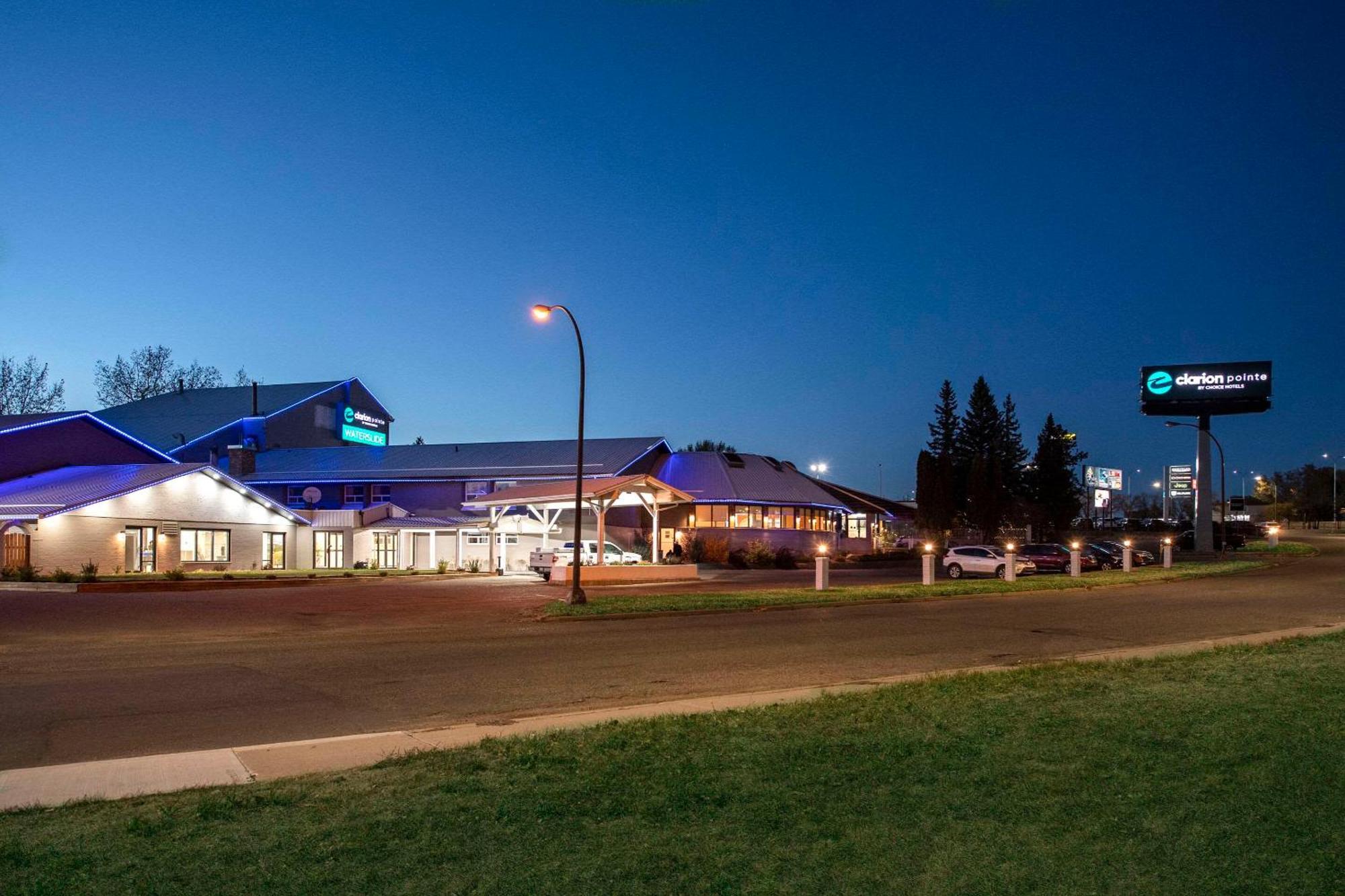Clarion Pointe Hotel Medicine Hat Buitenkant foto