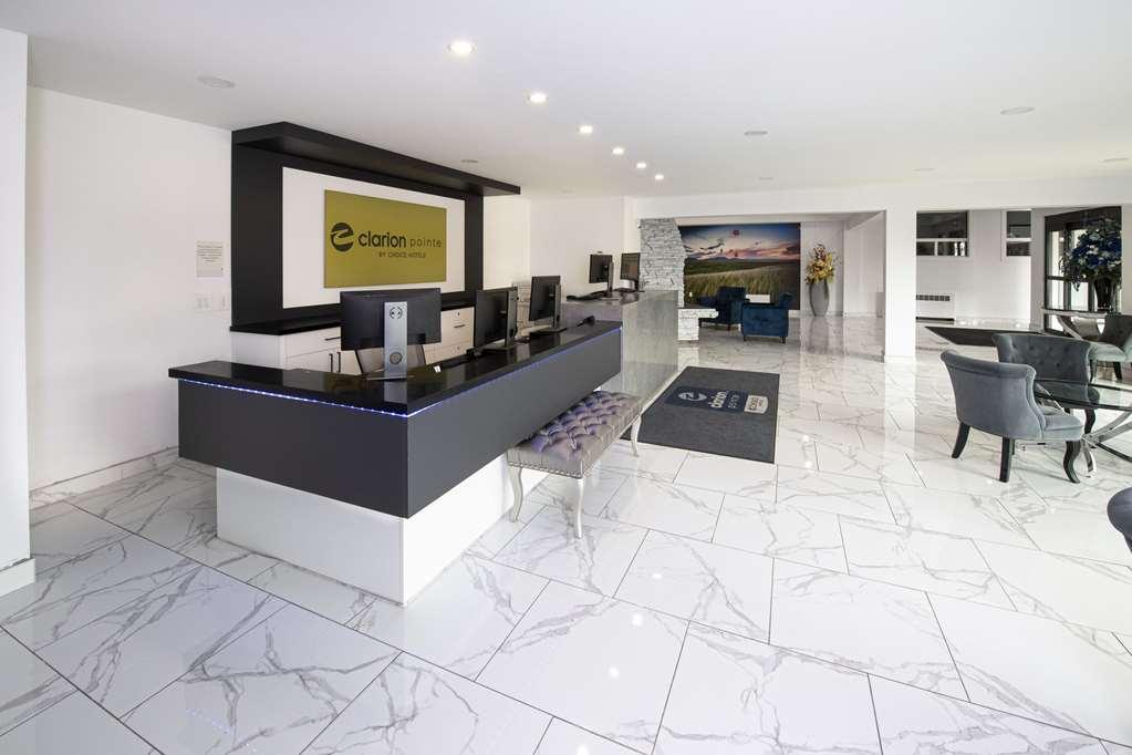 Clarion Pointe Hotel Medicine Hat Interieur foto